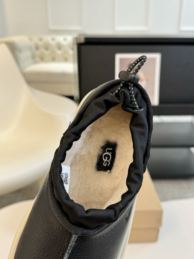Ugg Flat Shoes